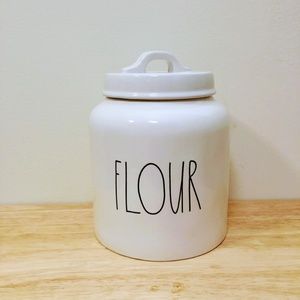 New Rae Dunn Flour Cannister